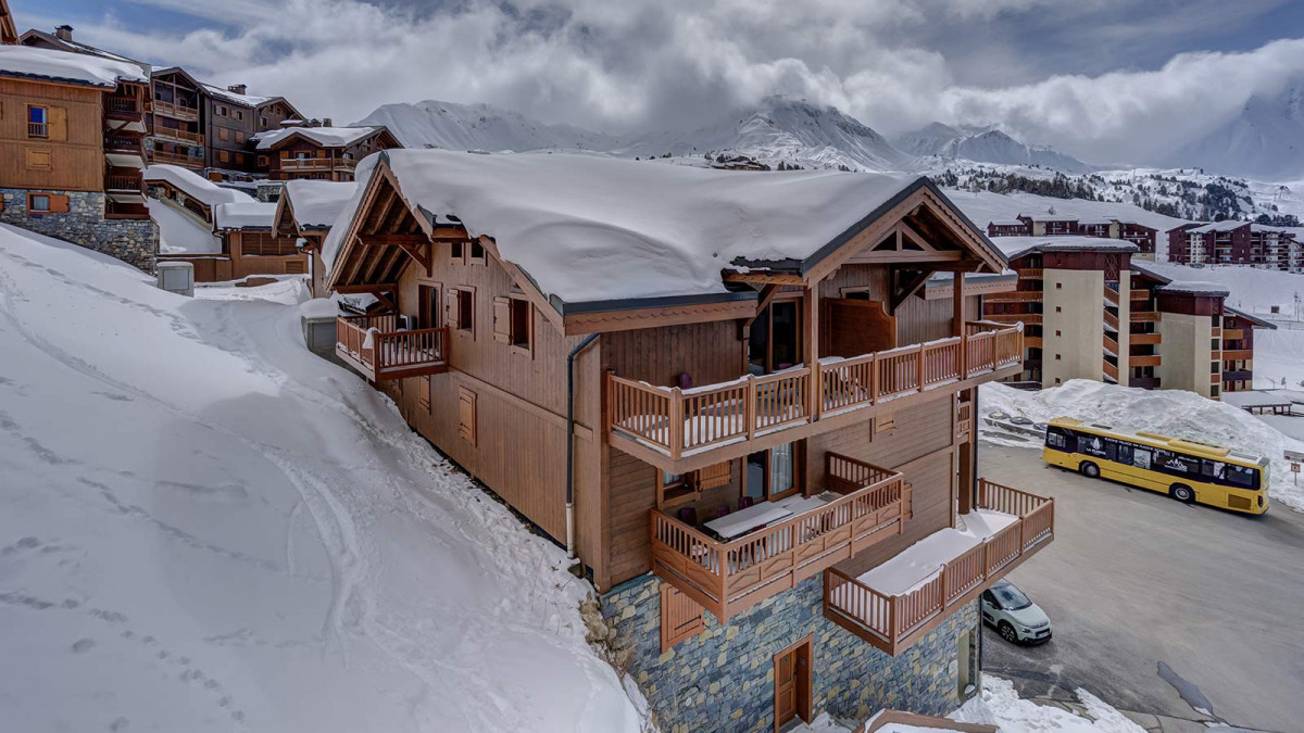 Chalet Hellebore - Ski Chalet in La Plagne, France