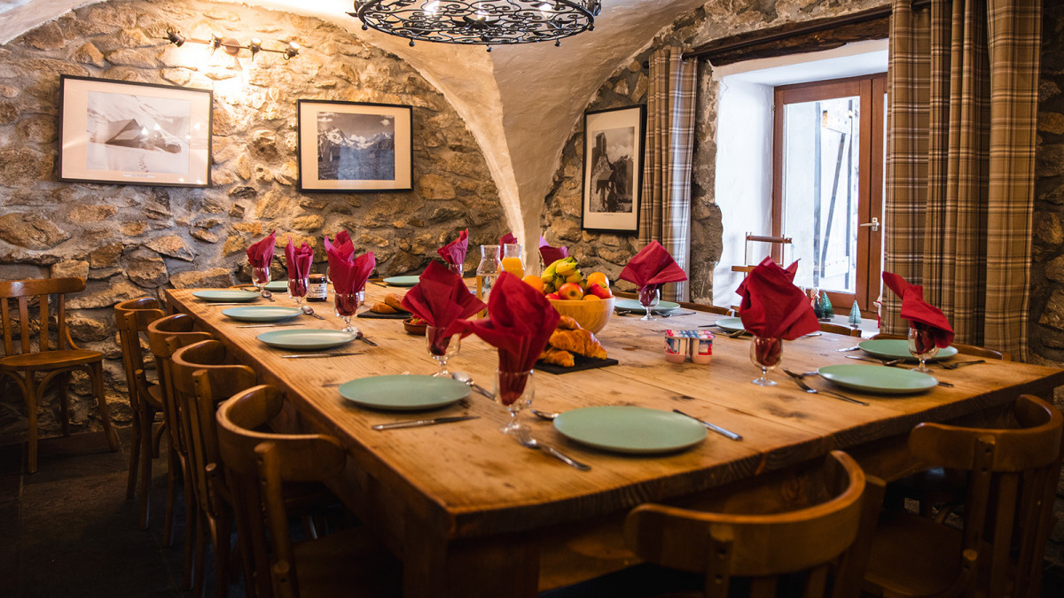 Dining room, Chamois Volant, Les Deux Alpes Dining room, Chamois Volant, Les Deux Alpes