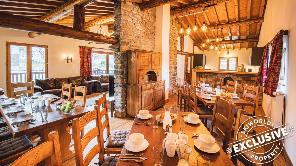 Dining, Chalet Tavaillons, Tignes