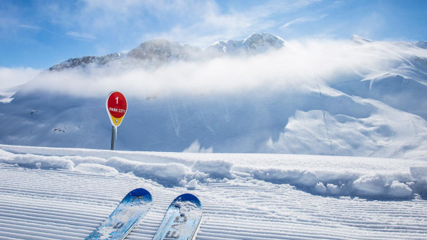 Courchevel Ski Holidays, Ski Apartments France